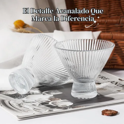 Vista 3 de VIMERPA Vasos de Martini, juego de 4 copas de Martini acanaladas sin tallo, cupé grande de 8 onzas, para champán expreso, estilo retro de cristal