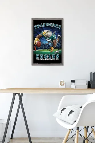 Vista 6 de Trends International NFL Philadelphia Eagles - Póster de pared de End Zone 17, 14.725 x 22.375 pulgadas, versión enmarcada de madera de granero