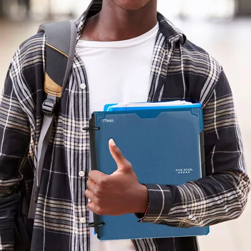 Vista 7 de Five Star Cuaderno recargable Flex + aplicación de estudio, carpeta de 1 pulgada con cubierta personalizable, cuaderno con rayas universitarias