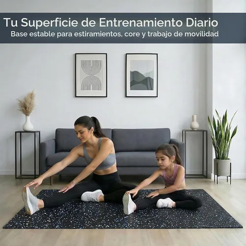 Vista 2 de Rollo de piso de goma resistente de 1/4" de espesor de Floor Inc Tapetes de piso de goma reciclada flexibles para gimnasio en casa Tapete