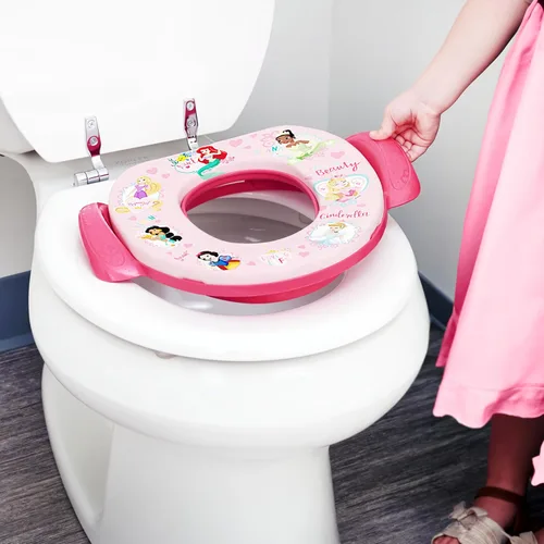Vista 6 de Disney Princess "Loving Life" - Asiento suave para orinal y asiento de entrenamiento para ir al baño, cojín suave, entrenamiento para ir al baño