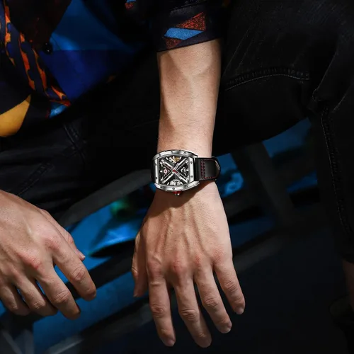 Vista 4 de OLEVS Reloj de esqueleto automático de cuero mecánico para hombre estilo steampunk a la moda impermeable luminoso regalos para novio