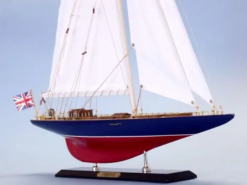 Vista 3 de Hampton Nautical Endeavour Velero, Limited Edition, 27