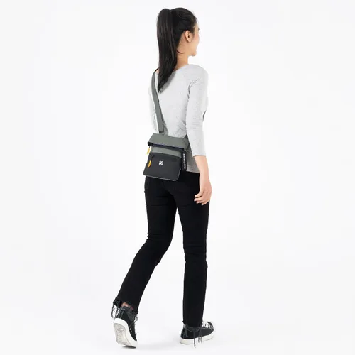 Vista 4 de Sherpani Pica, bolso cruzado pequeño, de nailon, bolso cruzado ligero, bolso cruzado para mujer, Juniper