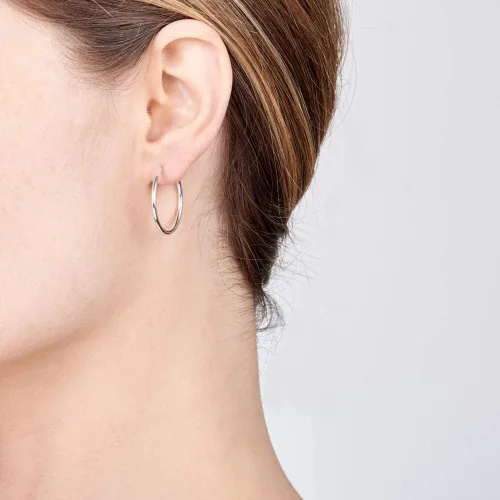 Vista 20 de Amberta® Aretes de plata de ley 925 con círculos finos y sin fin. Tamaño del diámetro: 20 30 40 60 2.953 in