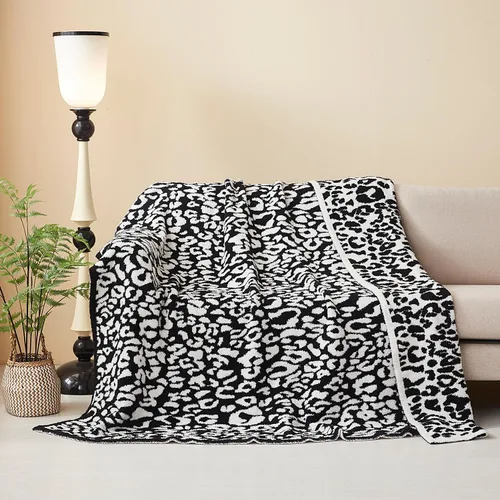 Vista 9 de MH MYLUNE HOME Manta de leopardo ultra suave, color blanco y negro, 50 x 60 pulgadas Reversible Cheetah Print Blanket, Comfy Fluffy Fuzzy Plush