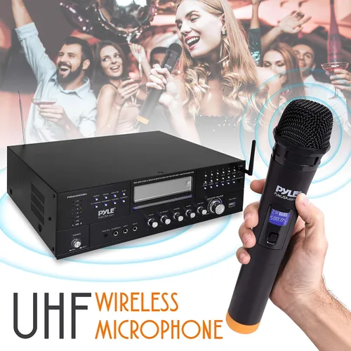 Vista 4 de Pyle Sistema amplificador de micrófono inalámbrico de 4 canales, receptor estéreo de audio para el hogar con reproductor de CD/DVD, micrófonos UHF