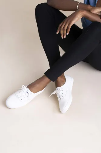 Vista 15 de Keds Champion - Tenis de cuero con cordones para mujer