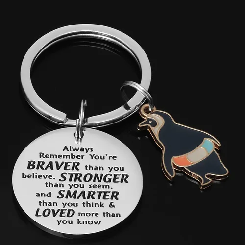 Vista 3 de Llavero de pingüino, regalo de pingüinos edificantes, regalo para los amantes de los pingüinos You are Braver Stronger Smarter Than You Think