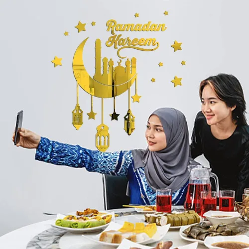 Vista 4 de ALIBBON Calcomanías de Ramadán Kareem, calcomanías doradas de farol de castillo de luna, decoraciones de pared de Eid Mubarak para el hogar