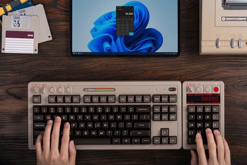 Vista 9 de 8BitDo Retro 18 Mechanical Numpad, Supports Calculator Mode, Bluetooth/2.4G/Wired Numpad for Windows and Android - C64 Edition