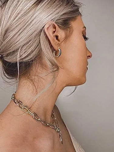 Vista 3 de BOUTIQUELOVIN - Aretes chapados en oro de 14 quilates con diseño cilíndrico, gruesos, hipoalergénicos y livianos para mujer