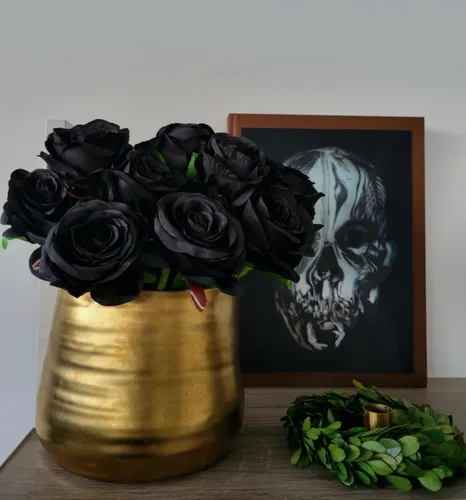 Vista 3 de Rosas artificiales negras, 12 piezas de rosas falsas a granel, ramo de rosas de seda realistas de tallo largo para centros de mesa, arreglos