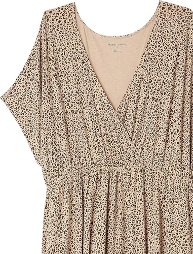 Vista 5 de Tienda Essentials Surplice Vestido de mujer, disponible en talla extragrande