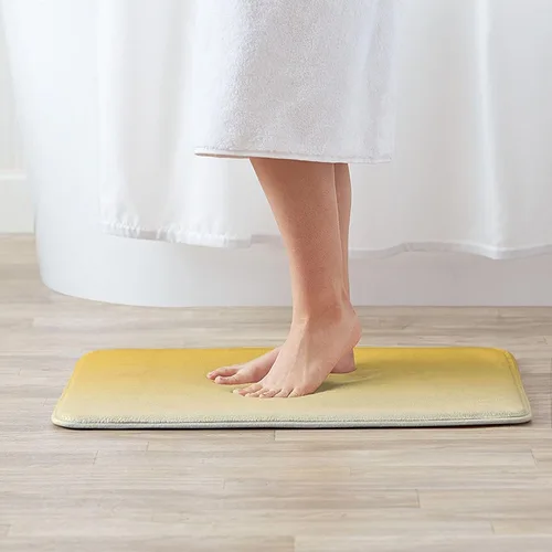 Vista 8 de OOZ Alfombrillas de baño antideslizantes y absorbentes, cómodas alfombras de baño de franela para cama, hermosas flores doradas y mariposas