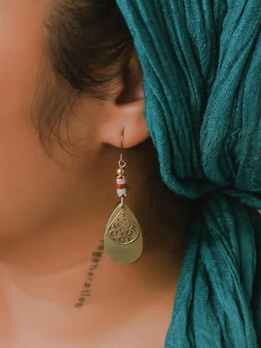 Vista 6 de MINACHI Aretes colgantes de filigrana de latón antiguo, estilo bohemio, vintage, estilo bohemio, hippie, regalo para mujer, Zinc, No es una piedra