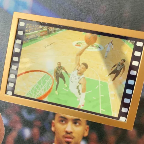 Vista 3 de sufenvera Póster para fanáticos del baloncesto – Impresión firmada de Giannis Antetokounmpo enmarcada mini película fotográfica, gran regalo
