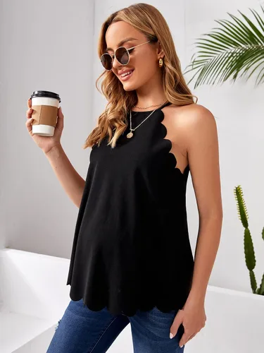 Vista 3 de OYOANGLE Camiseta sin mangas de maternidad con cuello halter y ribete festoneado para embarazo