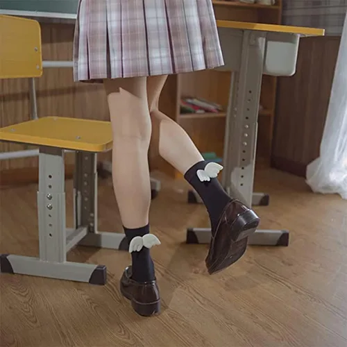 Vista 5 de LULAND Calcetines 3D con alas de ángel para mujer, cómodos y a la moda, antideslizantes para mujer