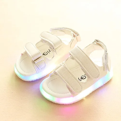 Vista 2 de Delicados mocasines para bebés y niñas, sandalias LED luminosas, sandalias deportivas para niños pequeños, zapatos de ocio con punta abierta
