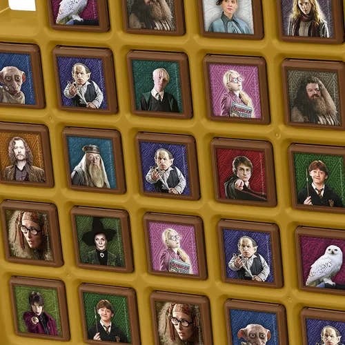 Vista 4 de Top Trumps Match Game Harry Potter - Juegos de mesa familiares para niños y adultos - Juego a juego y juego de memoria - Divertidos