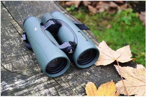 Vista 7 de Swarovski Binocular EL 12x50 con paquete FieldPro, verde