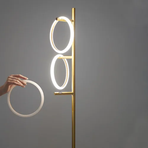 Vista 7 de Brightech Saturn - Lámpara de pie LED, diseño único que combina con decoración moderna y contemporánea, lámpara alta de 3 luces para sala Luz blanca