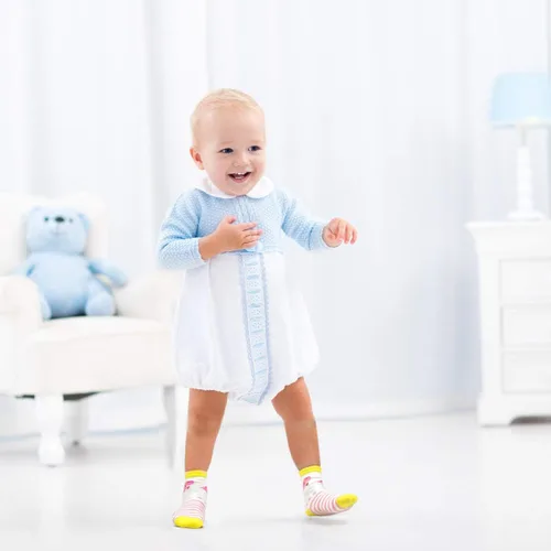 Vista 2 de Tphon 12 pares de calcetines antideslizantes con agarre en la parte inferior antideslizante, de algodón antideslizante para niños, niñas, niños