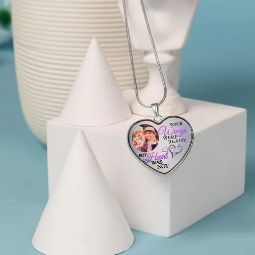 Vista 3 de Drawelry Collar con foto personalizado, collar con dije de imagen personalizada en forma de corazón con alas conmemorativas de cadena de serpiente