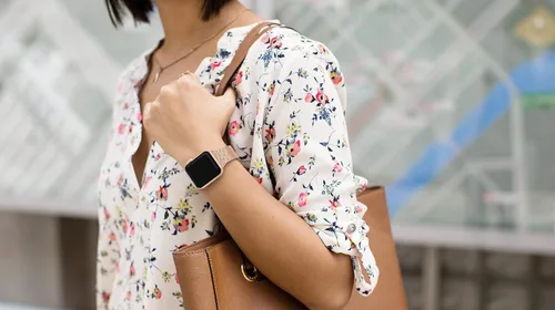 Vista 8 de Correa de metal compatible con iWatch 38mm 40mm 42mm 44mm, de acero inoxidable, tejido de metal fino pequeño suave, repuesto para iWatch Series 6 5