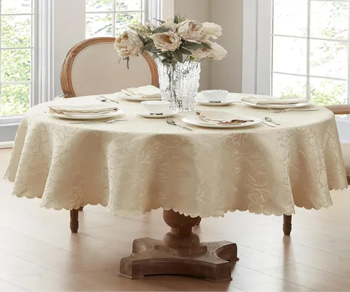 Vista 22 de Newbridge Servilletas de Tela de Damasco Festoneado Portofino para Navidades y Fiestas, Juego de 4, Dorado, Resistente a Arrugas y Manchas, Juego