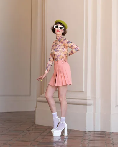 Vista 3 de The Drop Falda pantalón retro Rosette para mujer por afashionnerd