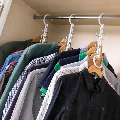 Vista 3 de Organizador de Perchas para 40 Prendas Plusrobe InnovaGoods 24 Piezas