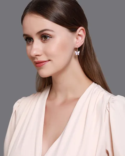 Vista 3 de DORAFO - Aretes de aro de mariposa, chapados en oro de acrílico, aretes colgantes de mariposa, bonitos aretes de mariposas para mujeres y niñas