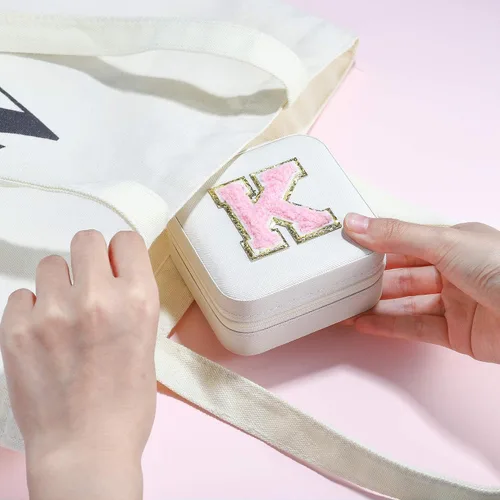 Vista 5 de Parima Joyero para mujeres y niñas, joyeros con inicial H Joyero pequeño Joyeros para ella Regalos de viaje para mujeres y niñas - Letra H, blanco