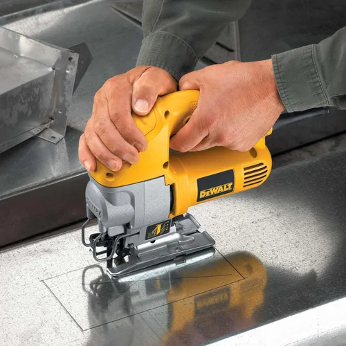 Vista 2 de DeWalt DW317 vs rompecabezas orbital