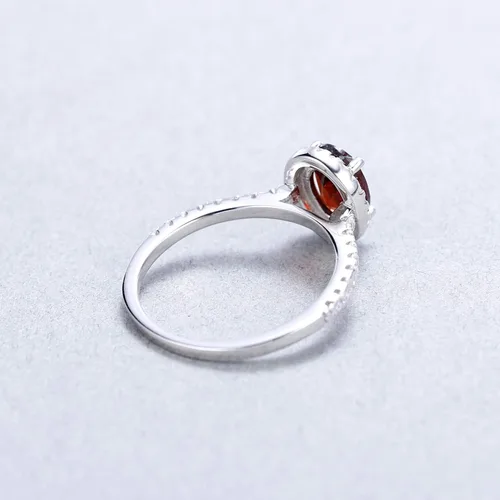 Vista 6 de Anillo de compromiso de plata de ley 925 con halo de piedras preciosas ovaladas para mujer talla 5 a 10