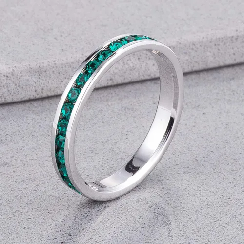 Vista 2 de Kate Bissett Anillos apilables con cristales de Swarovski, piedra natalicia