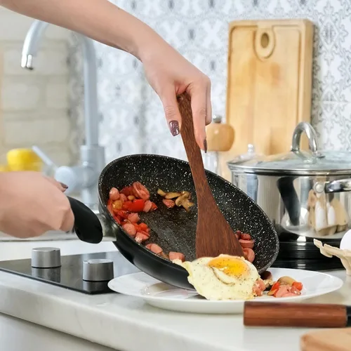 Vista 4 de Espátula de madera para utensilios de cocina antiadherentes, juego de utensilios de madera para cocinar, espátula plana inclinada de mango largo