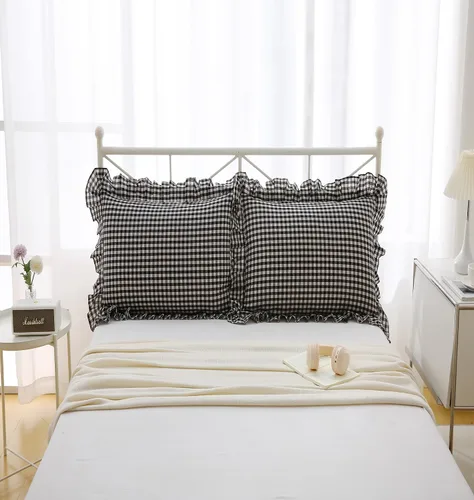 Vista 2 de Fundas de almohada cuadradas a cuadros en blanco y negro con volantes, fundas de almohada a cuadros, fundas de almohada de gingham, fundas