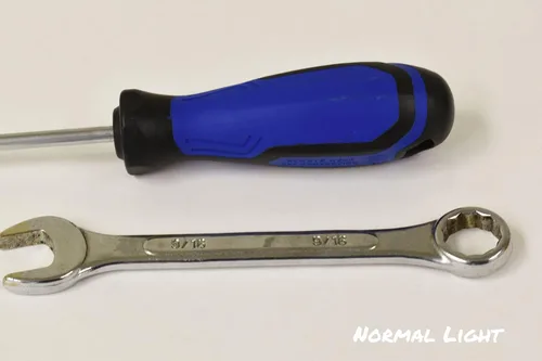 Vista 2 de Opticz Marcador UV industrial de tinta azul invisible reactiva de luz negra