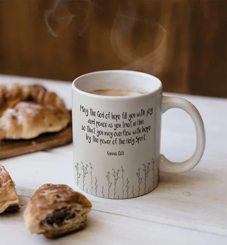Vista 5 de TJ Originals Romanos 15:13 May The God of Hope Fill You Regalos para ella – Vaso de graduación con versículo bíblico – Taza de cerámica de 11 oz