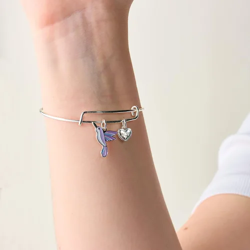 Vista 2 de Alex and Ani Joy' Hummingbird Duo Pulsera con dijes tipo brazalete