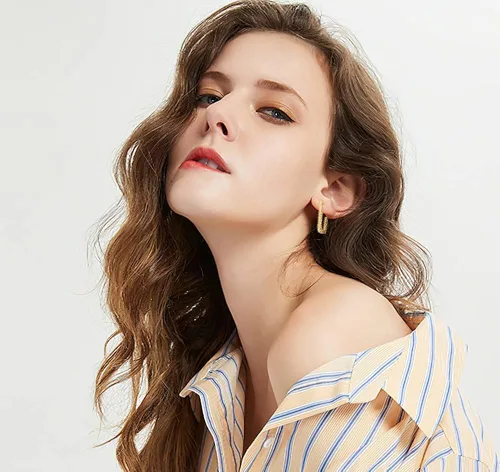 Vista 4 de Retro Geometric Shape Plated Matt 14K Gold Plated C-shaped S925 Silver Needle Natural Pearl Zircon Crescent Earrings