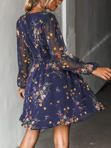 Vista 2 de CUPSHE Vestido corto de gasa con estampado floral para mujer, acampanado, con manga larga campesina