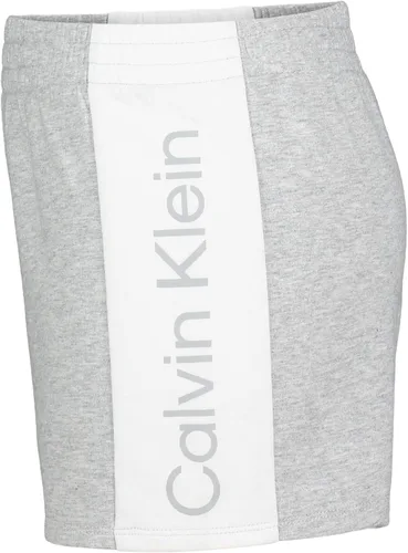 Vista 2 de Calvin Klein Pantalones cortos de correr para niña, malla de secado rápido, cintura elástica y estilo sin cierre