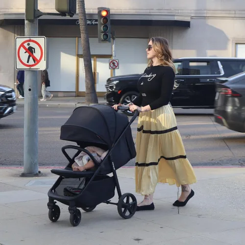 Vista 2 de Mompush Nova Cochecito de bebé para niños que gatean, bebés y recién nacidos Asiento espacioso y modo acostado Plegable con una sola mano, dosel