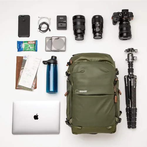 Vista 4 de Shimoda Explore V2 - Kit de iniciación de mochila de aventura de 25 litros con unidad de núcleo pequeña sin espejo, verde militar