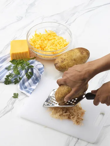 Vista 5 de Good Cook Handi Euroflex - Rallador clásico de acero inoxidable