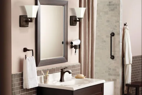 Vista 3 de Moen YB5161ORB Voss - Accesorio de tocador de baño de doble montaje con 1 luz con vidrio esmerilado, bronce aceitado